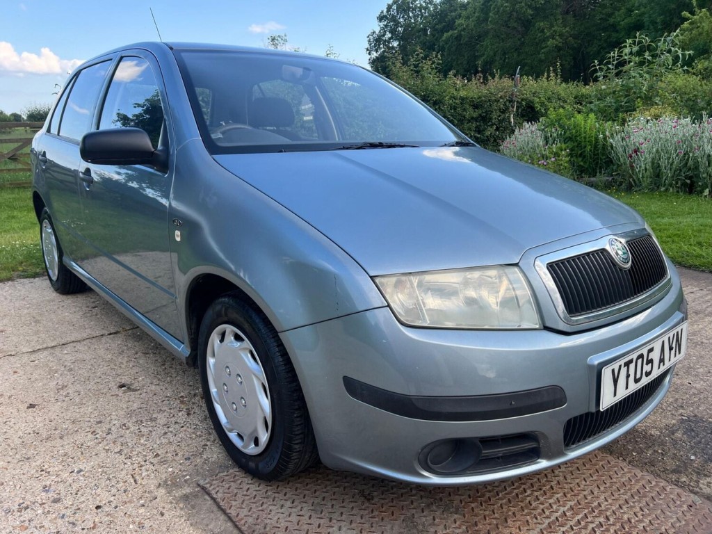 View SKODA FABIA 1.2 HTP 12V Classic 5dr