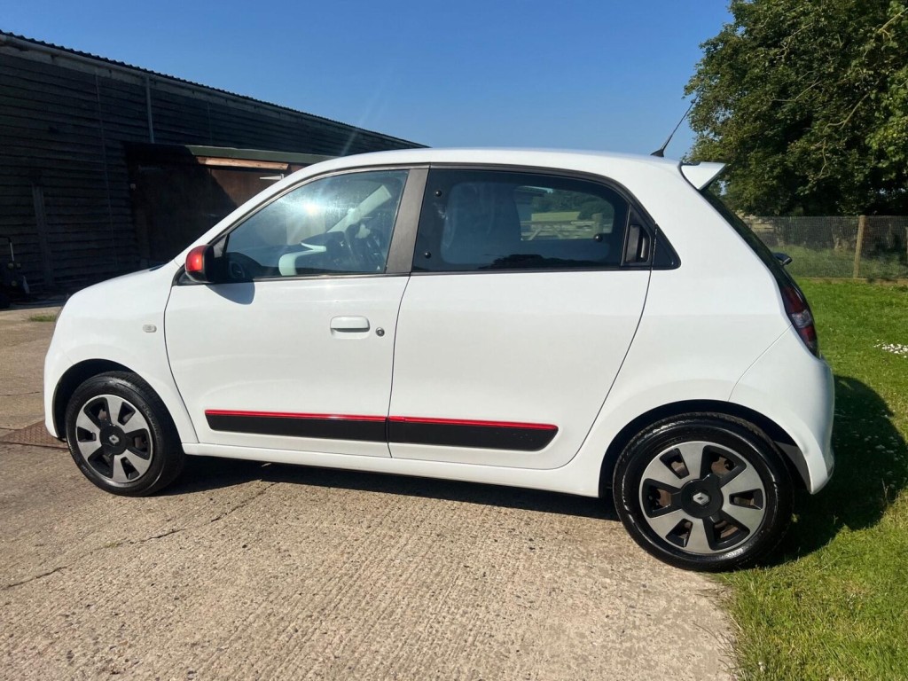 RENAULT TWINGO