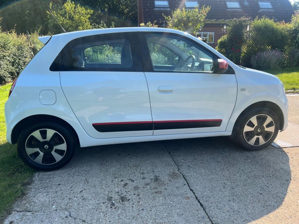 RENAULT TWINGO