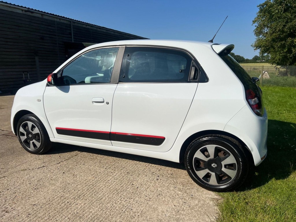 RENAULT TWINGO