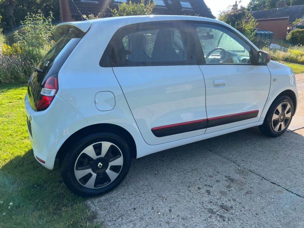RENAULT TWINGO