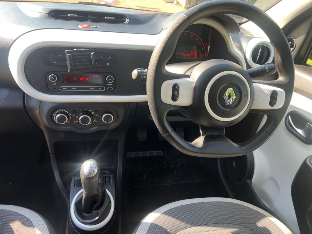 RENAULT TWINGO