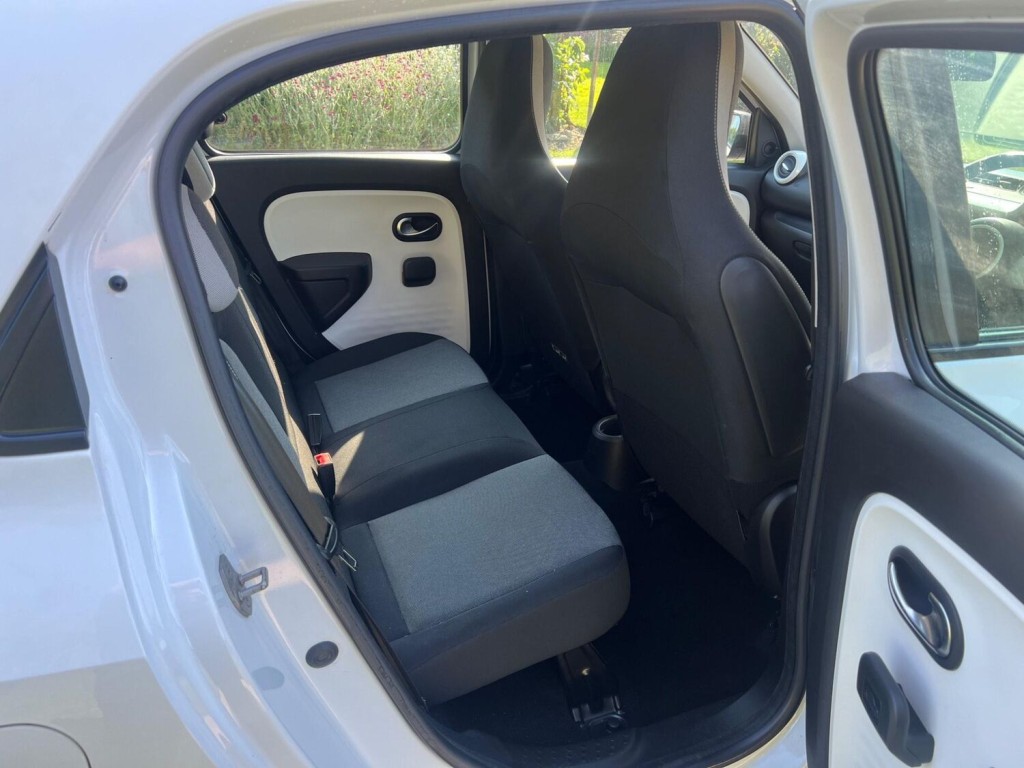 RENAULT TWINGO