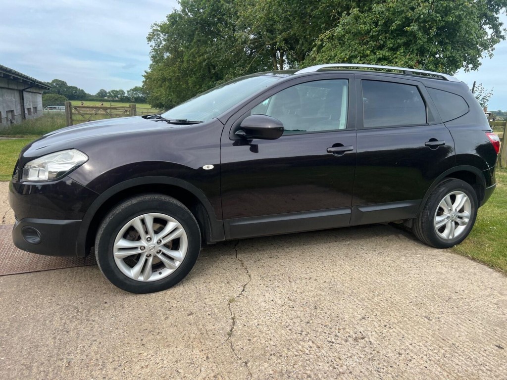 NISSAN QASHQAI+2