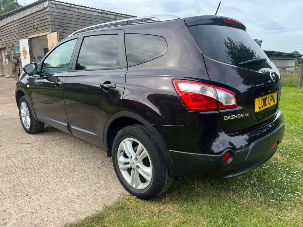 NISSAN QASHQAI+2