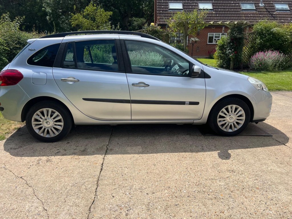 RENAULT CLIO