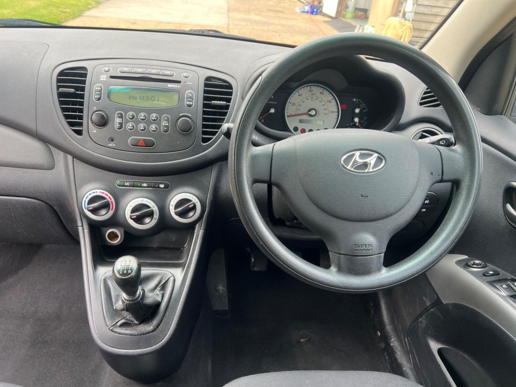 HYUNDAI I10