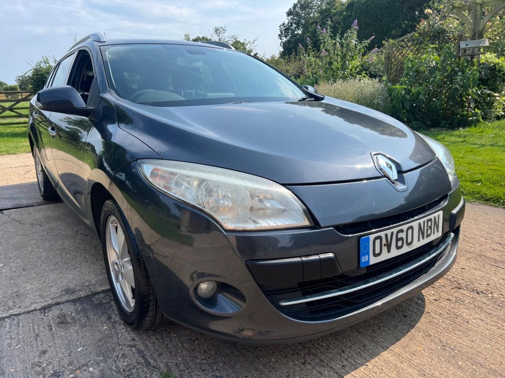 View RENAULT MEGANE 1.5 dCi Dynamique TomTom Sport Tourer Euro 4 5dr