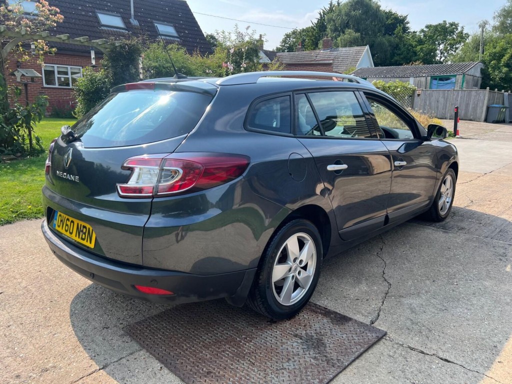 RENAULT MEGANE