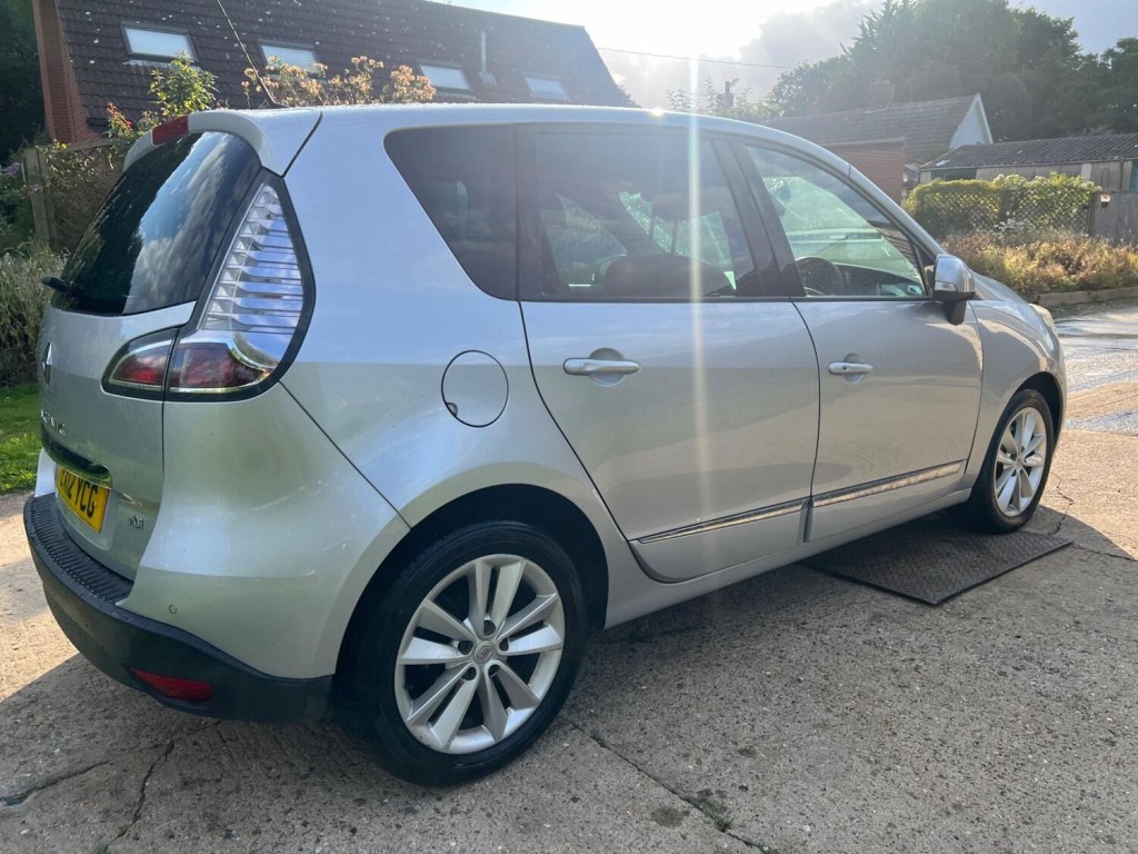 RENAULT SCENIC