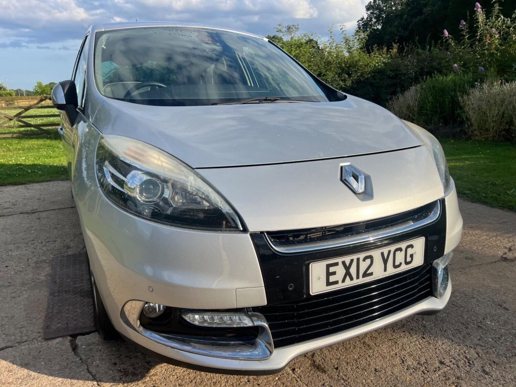 RENAULT SCENIC