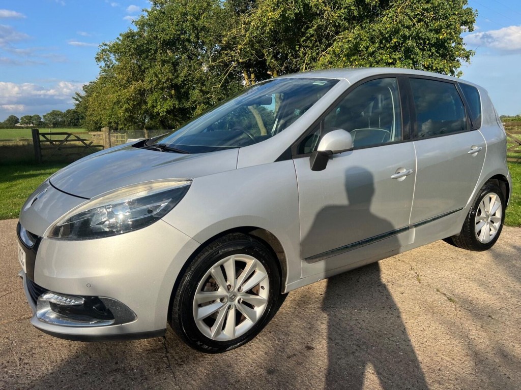 RENAULT SCENIC