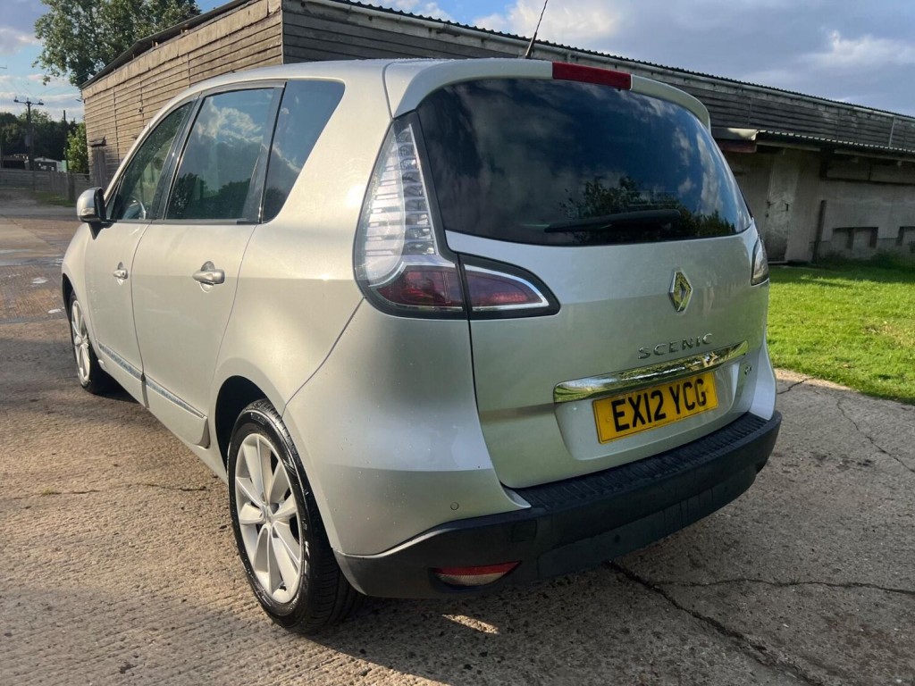 RENAULT SCENIC
