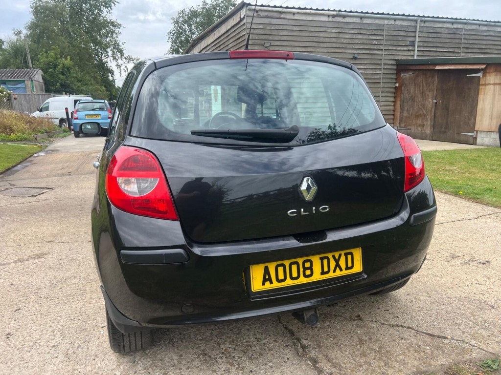 RENAULT CLIO