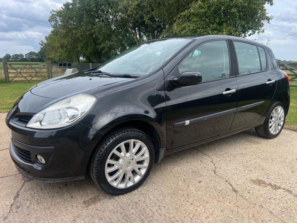 RENAULT CLIO