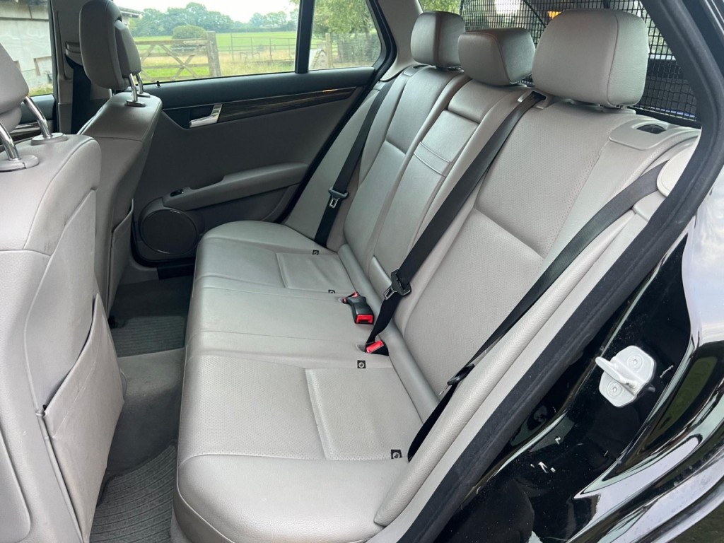 MERCEDES-BENZ C CLASS