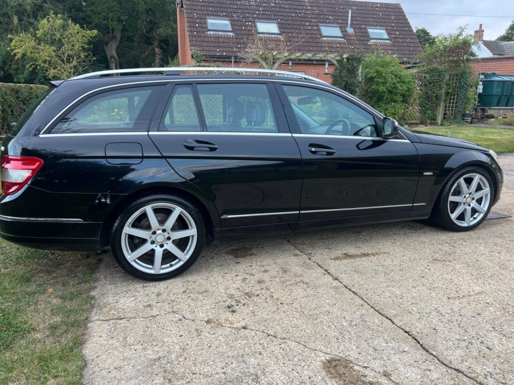 MERCEDES-BENZ C CLASS