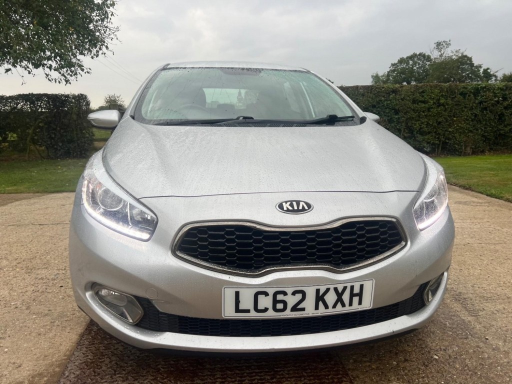 View KIA CEED 1.6 CRDi EcoDynamics 2 Euro 5 (s/s) 5dr