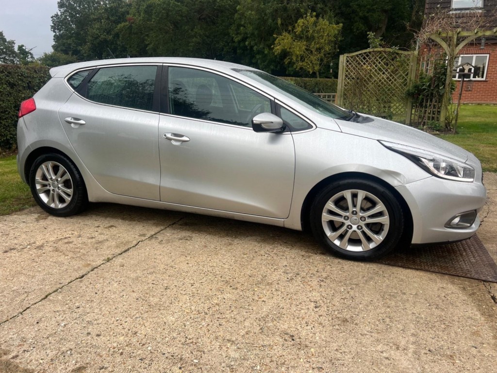KIA CEED