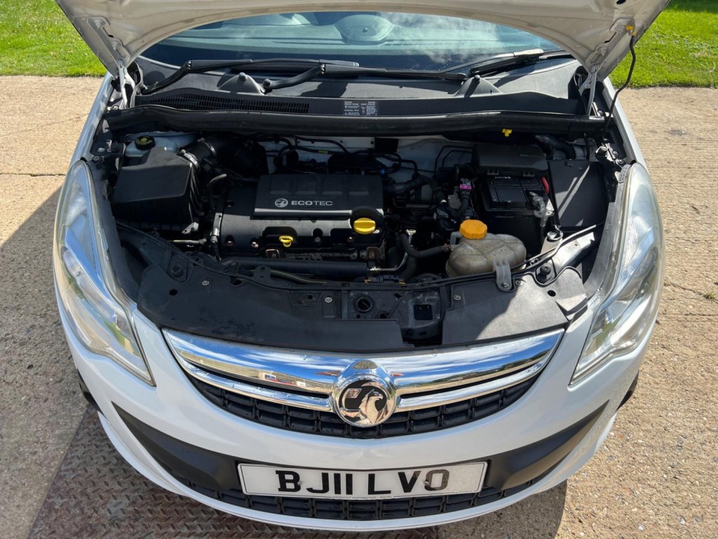 VAUXHALL CORSA