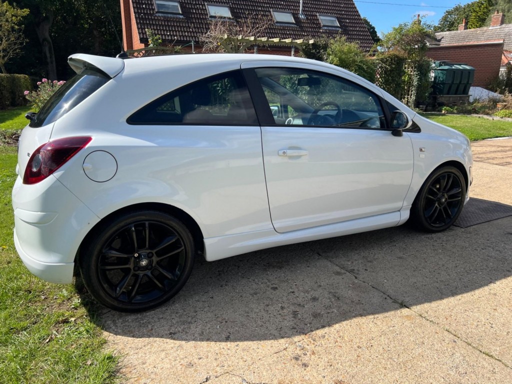 VAUXHALL CORSA