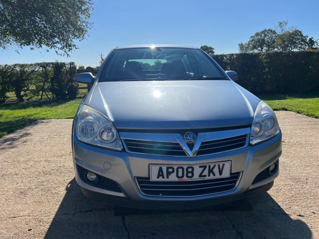 View VAUXHALL ASTRA 1.6 VVT 16v Breeze 5dr