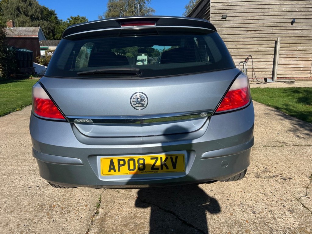 VAUXHALL ASTRA
