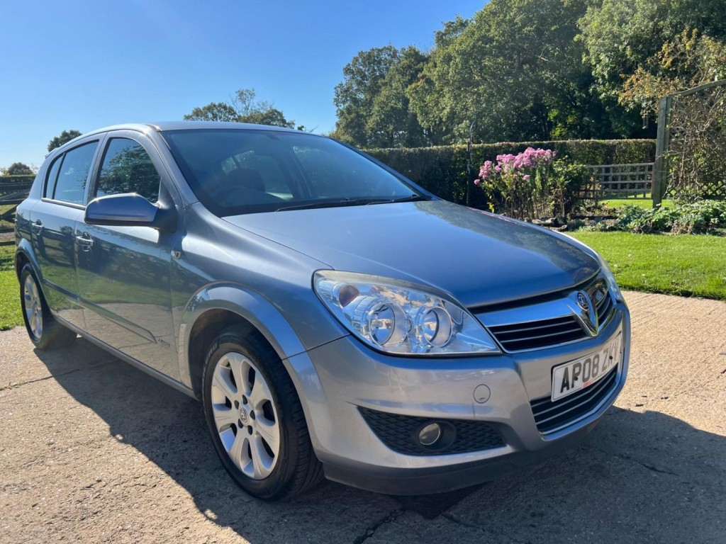 View VAUXHALL ASTRA 1.6 VVT 16v Breeze 5dr