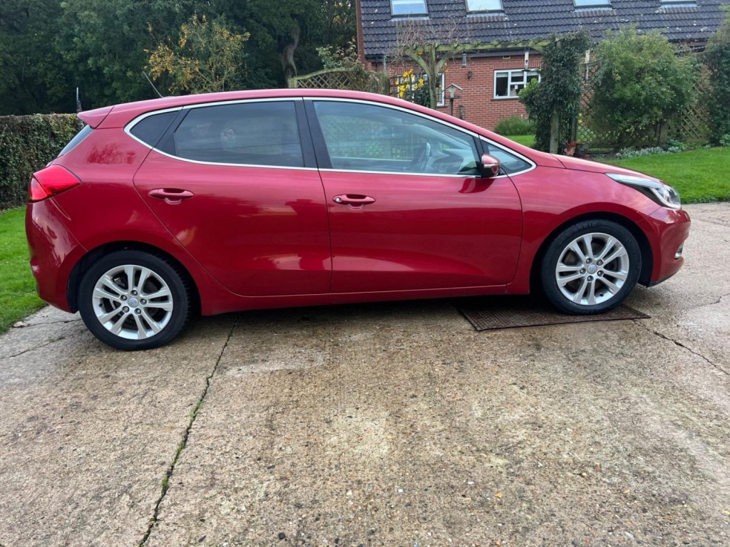KIA CEED