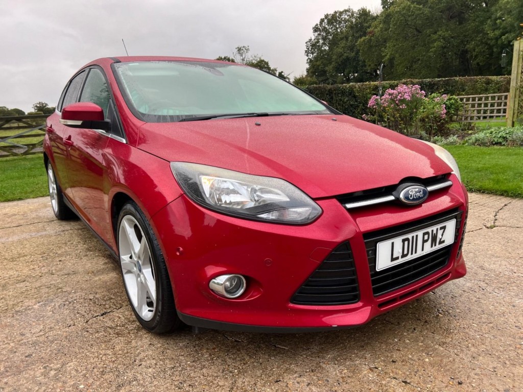 View FORD FOCUS 1.6T EcoBoost Titanium Euro 5 (s/s) 5dr