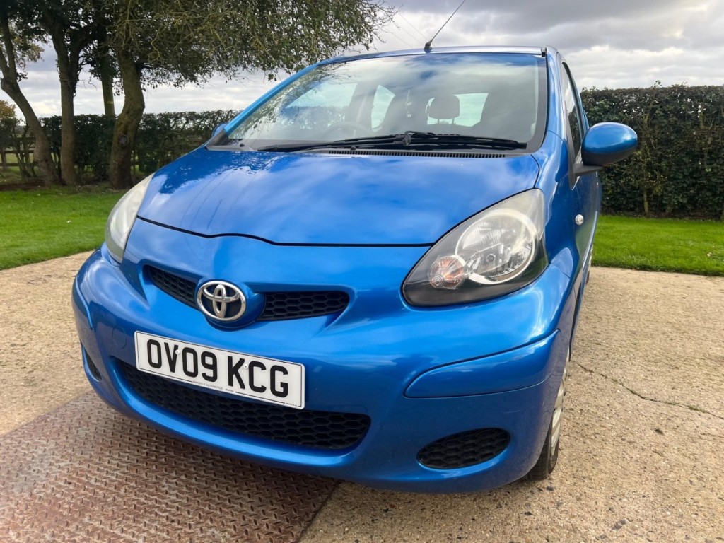 TOYOTA AYGO