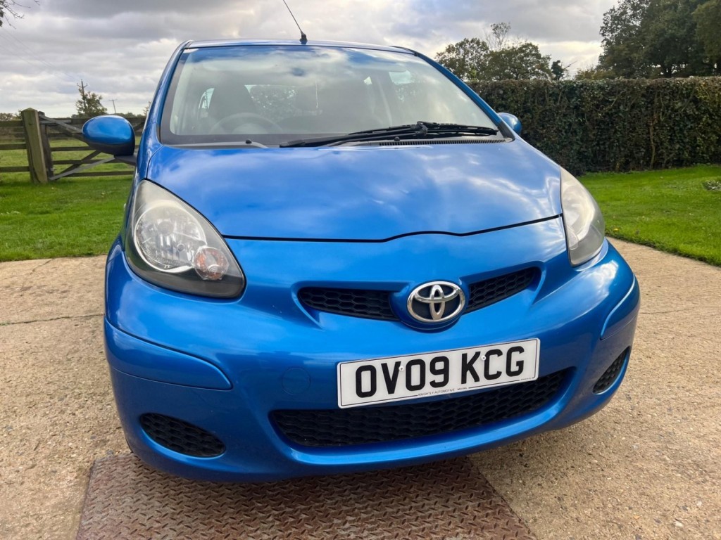 TOYOTA AYGO