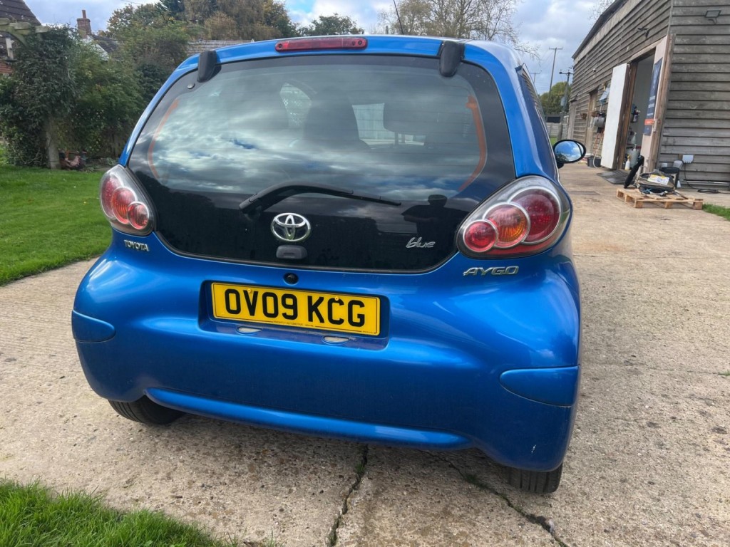 TOYOTA AYGO