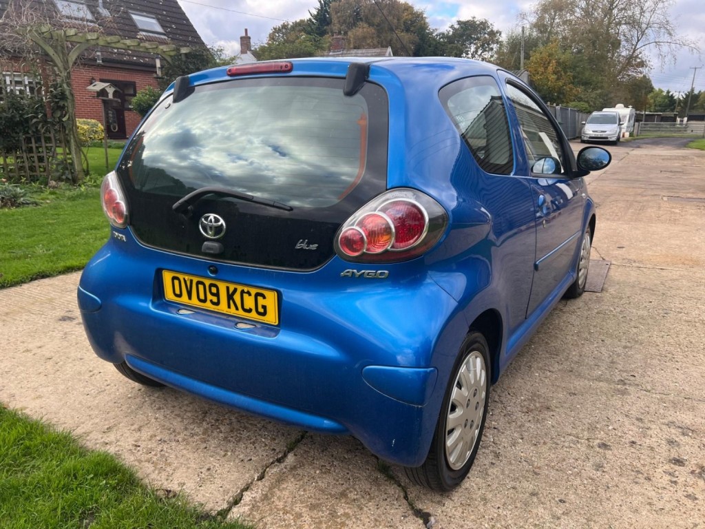 TOYOTA AYGO