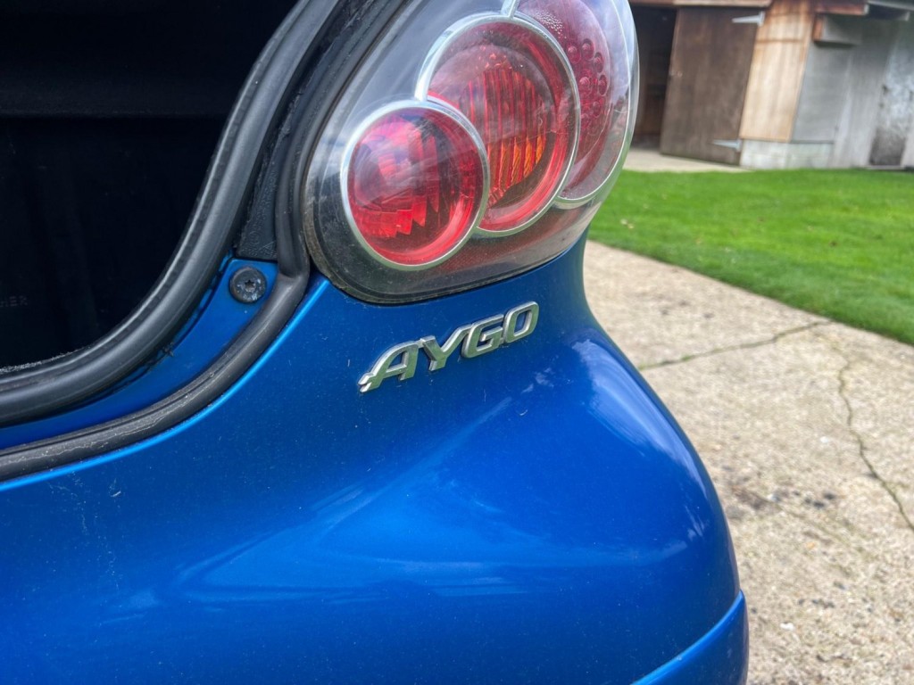 TOYOTA AYGO