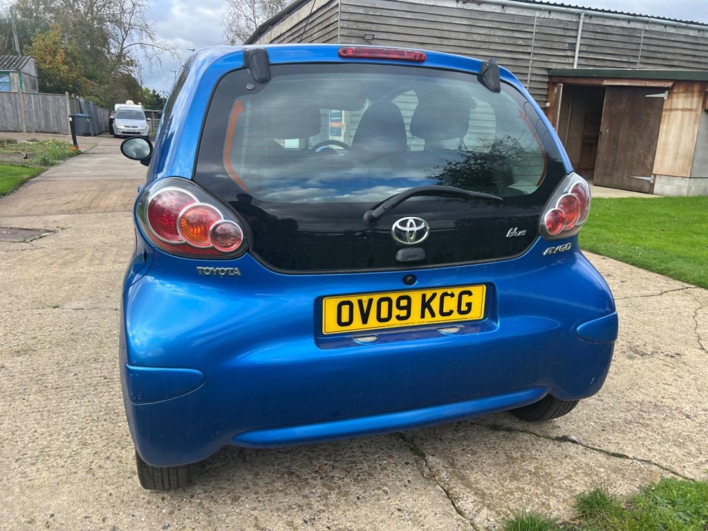TOYOTA AYGO