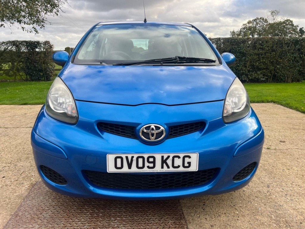 TOYOTA AYGO