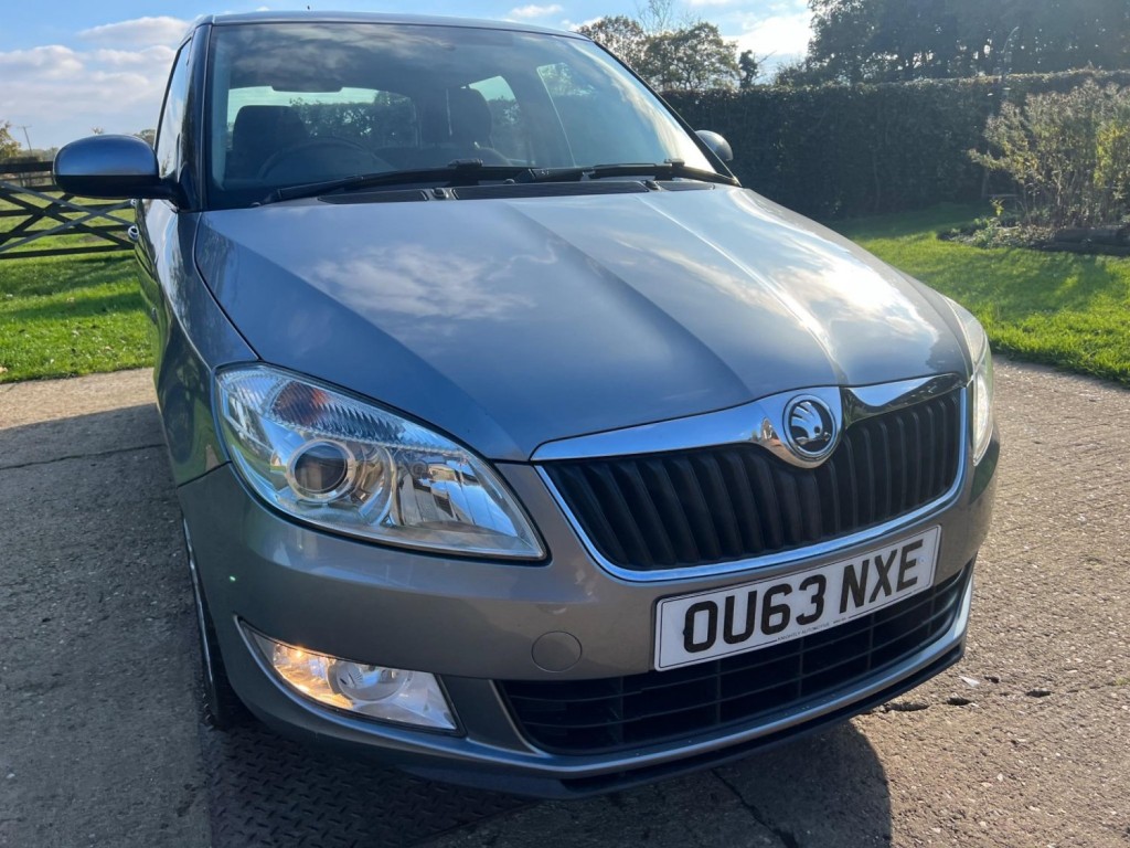 View SKODA FABIA 1.6 TDI Elegance Euro 5 5dr