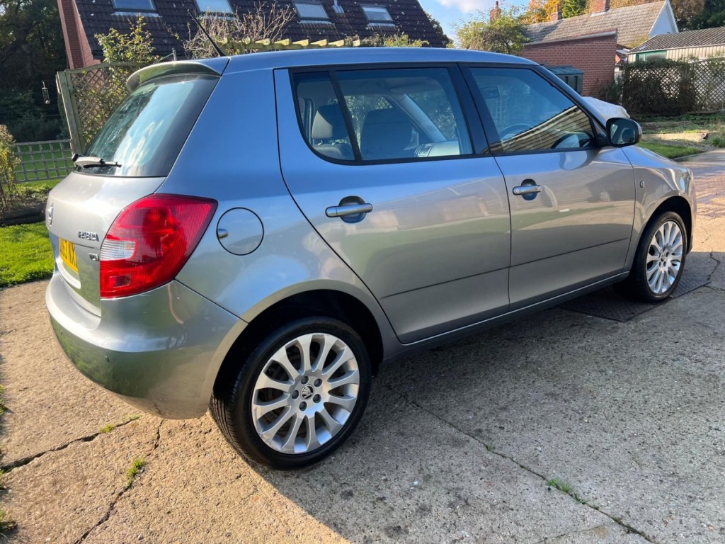 SKODA FABIA