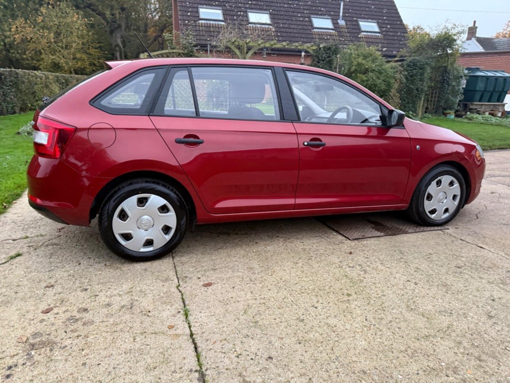 SKODA RAPID