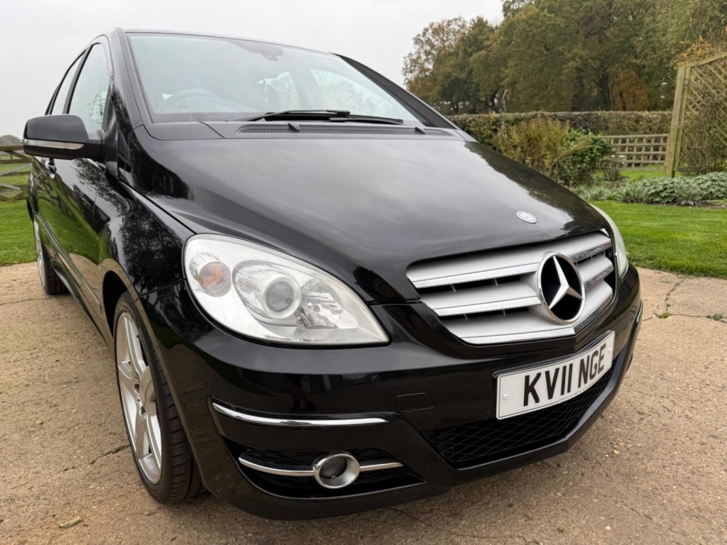 View MERCEDES-BENZ B CLASS 2.0 B200 CDI Sport 5dr