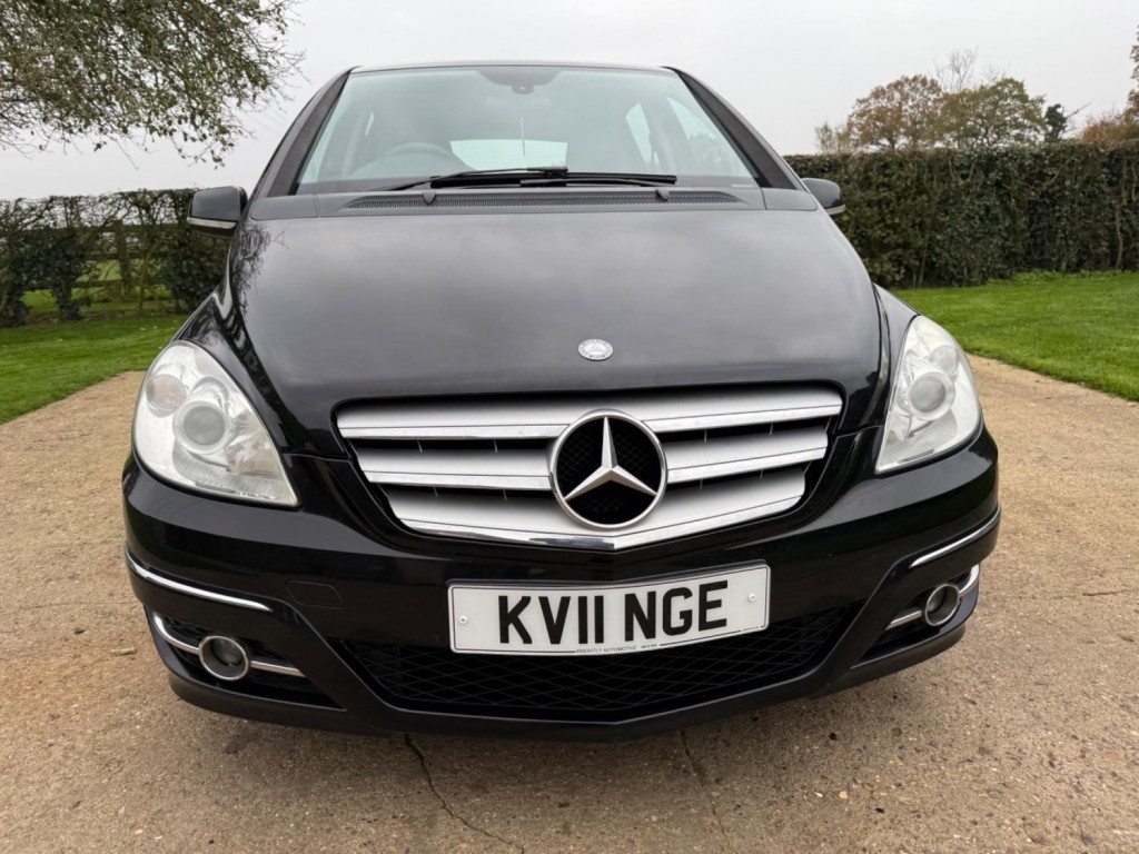 MERCEDES-BENZ B CLASS