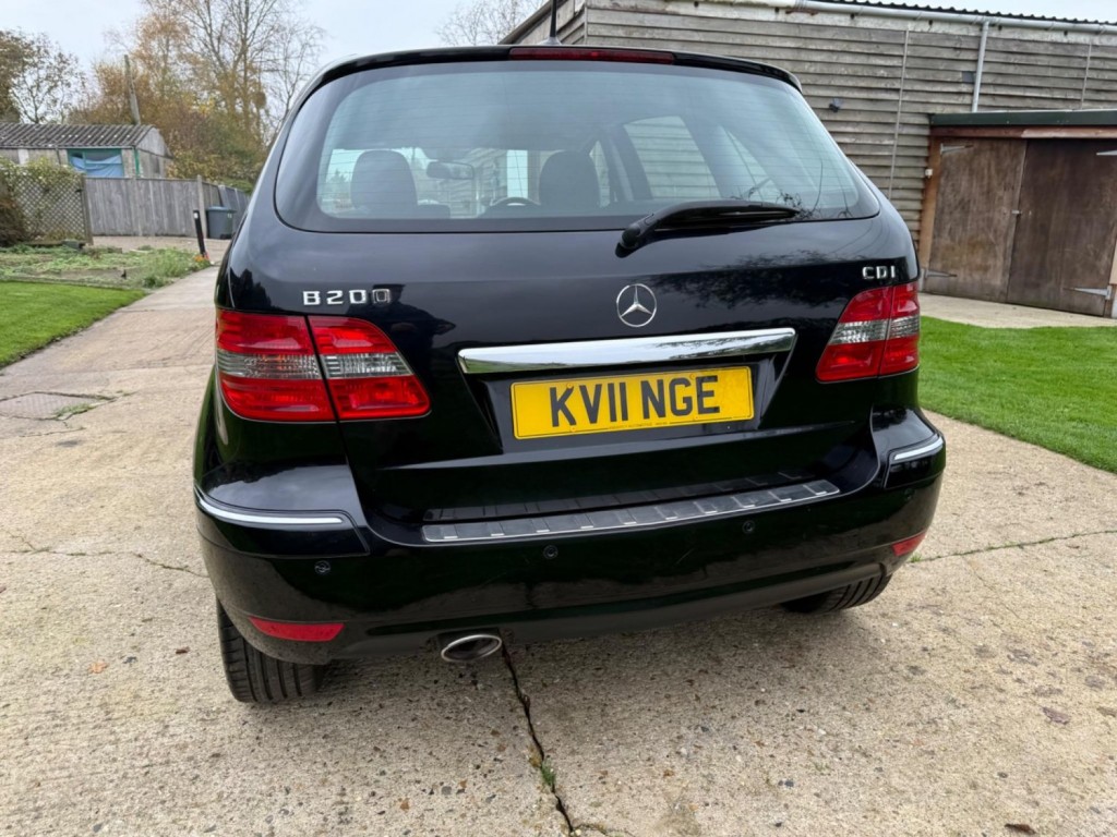 MERCEDES-BENZ B CLASS