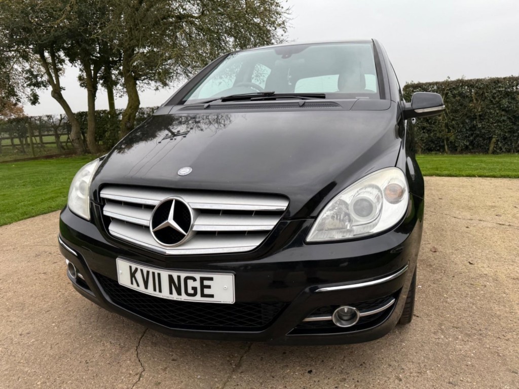 MERCEDES-BENZ B CLASS