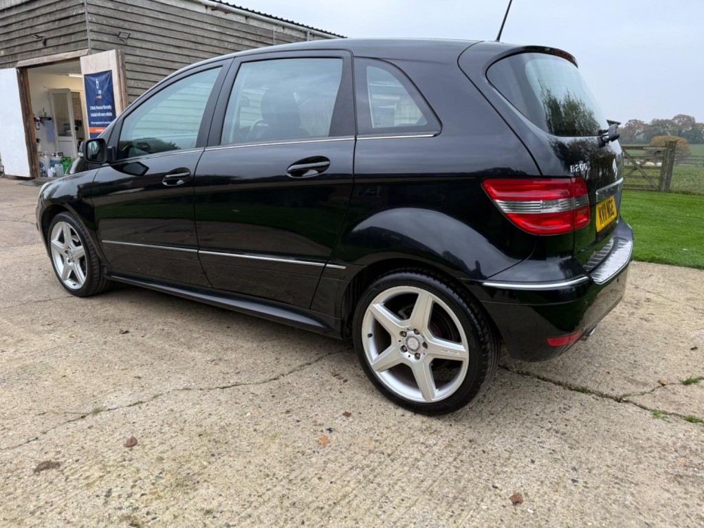 MERCEDES-BENZ B CLASS