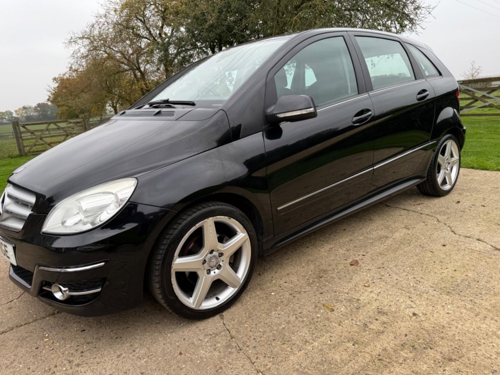 MERCEDES-BENZ B CLASS