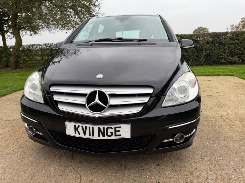 MERCEDES-BENZ B CLASS