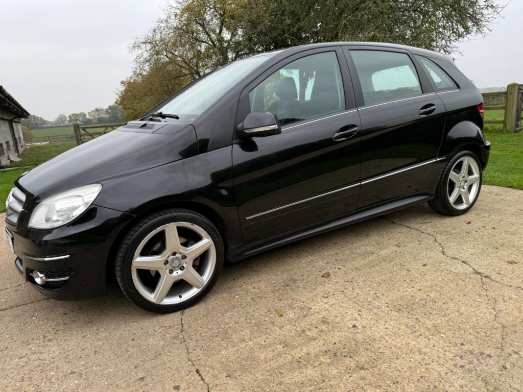 MERCEDES-BENZ B CLASS