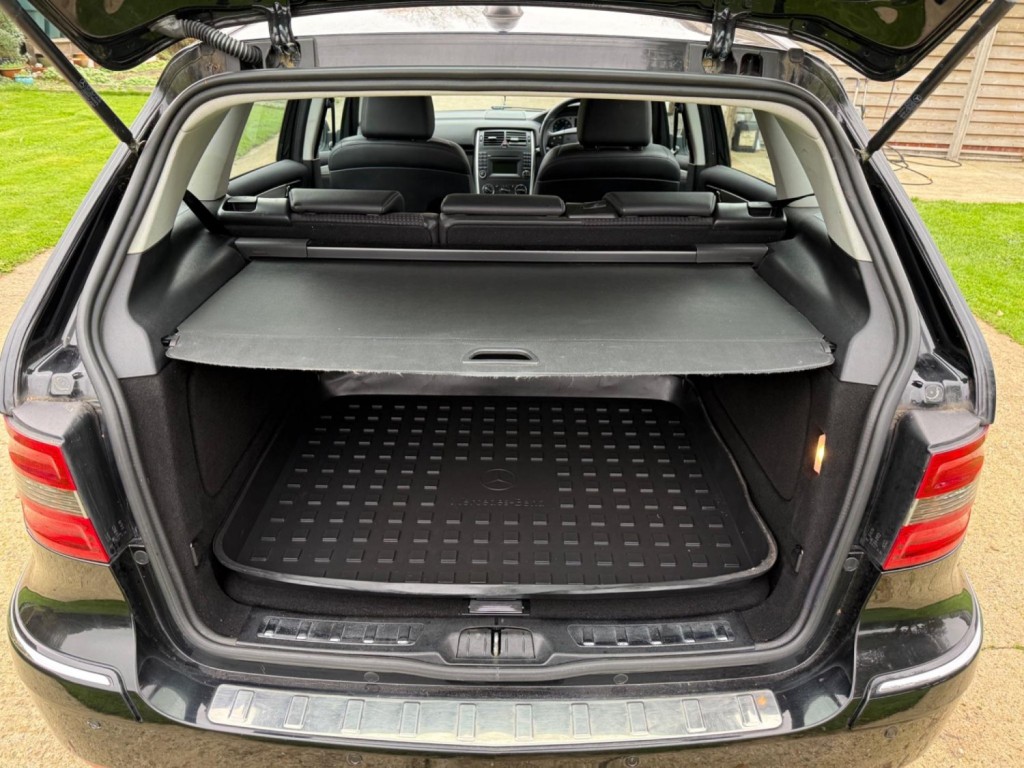 MERCEDES-BENZ B CLASS