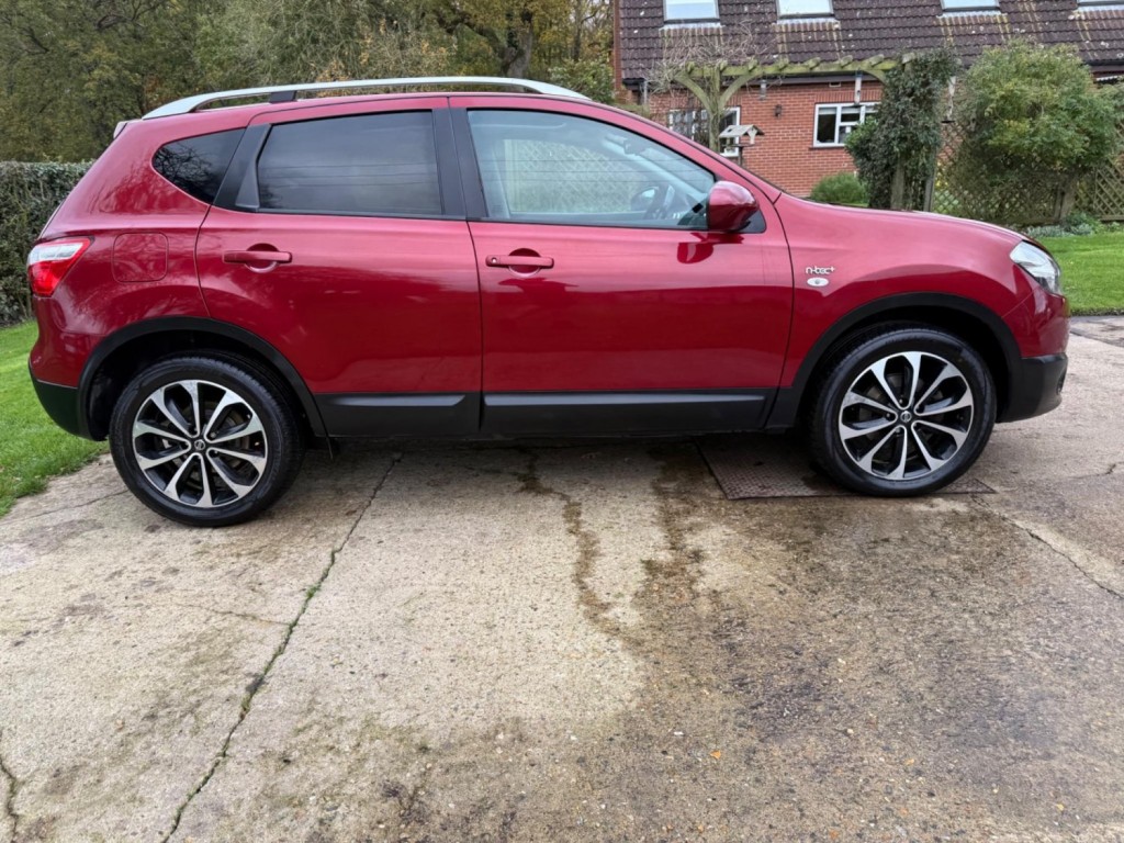 NISSAN QASHQAI